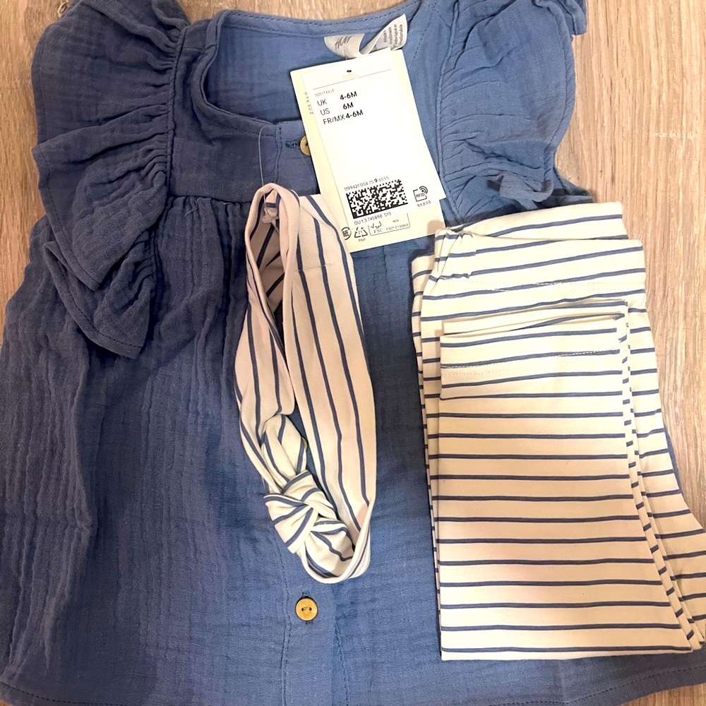 NWT H&M Baby matching set! 4-6 months